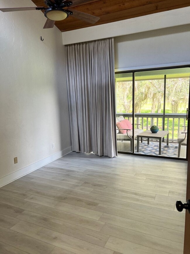 Building Photo - Great updated 2/2  in Grenelefe