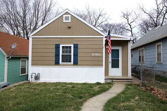 Building Photo - COMING SOON!! Walking Distance to KU Med & 39th Street