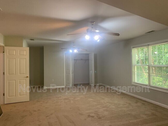 Building Photo - 7439 Mason Falls Dr