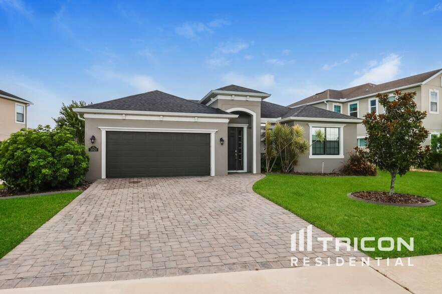 Primary Photo - 3021 Casterton Dr