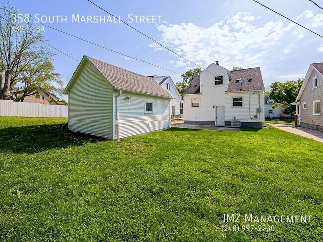 Building Photo - 358 S Marshall St
