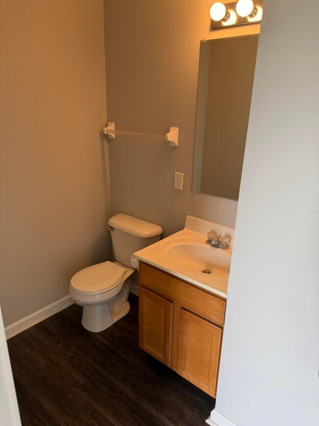 Building Photo - 9335 Polaris Green Dr