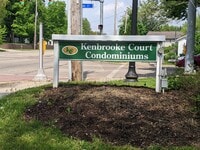 Building Photo - 3403 Kenbrooke Ct