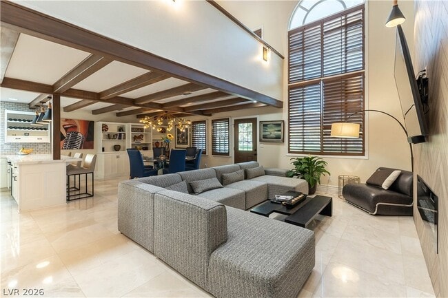 Building Photo - 2845 Queens Courtyard Dr