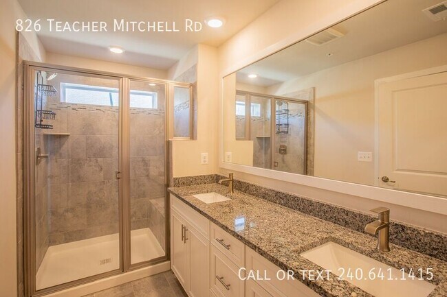 Building Photo - 826 Teacher MItchell Rd