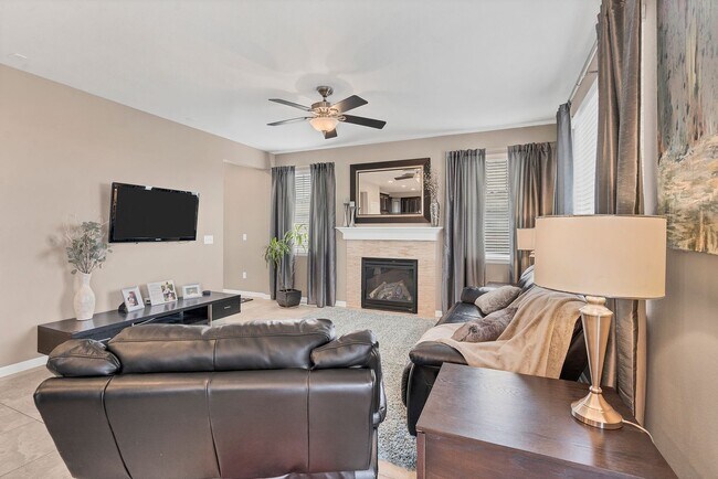 Building Photo - 3/2 Home Tucked-away, turn-key, and top-rated schools! Available for immediate move-in!
