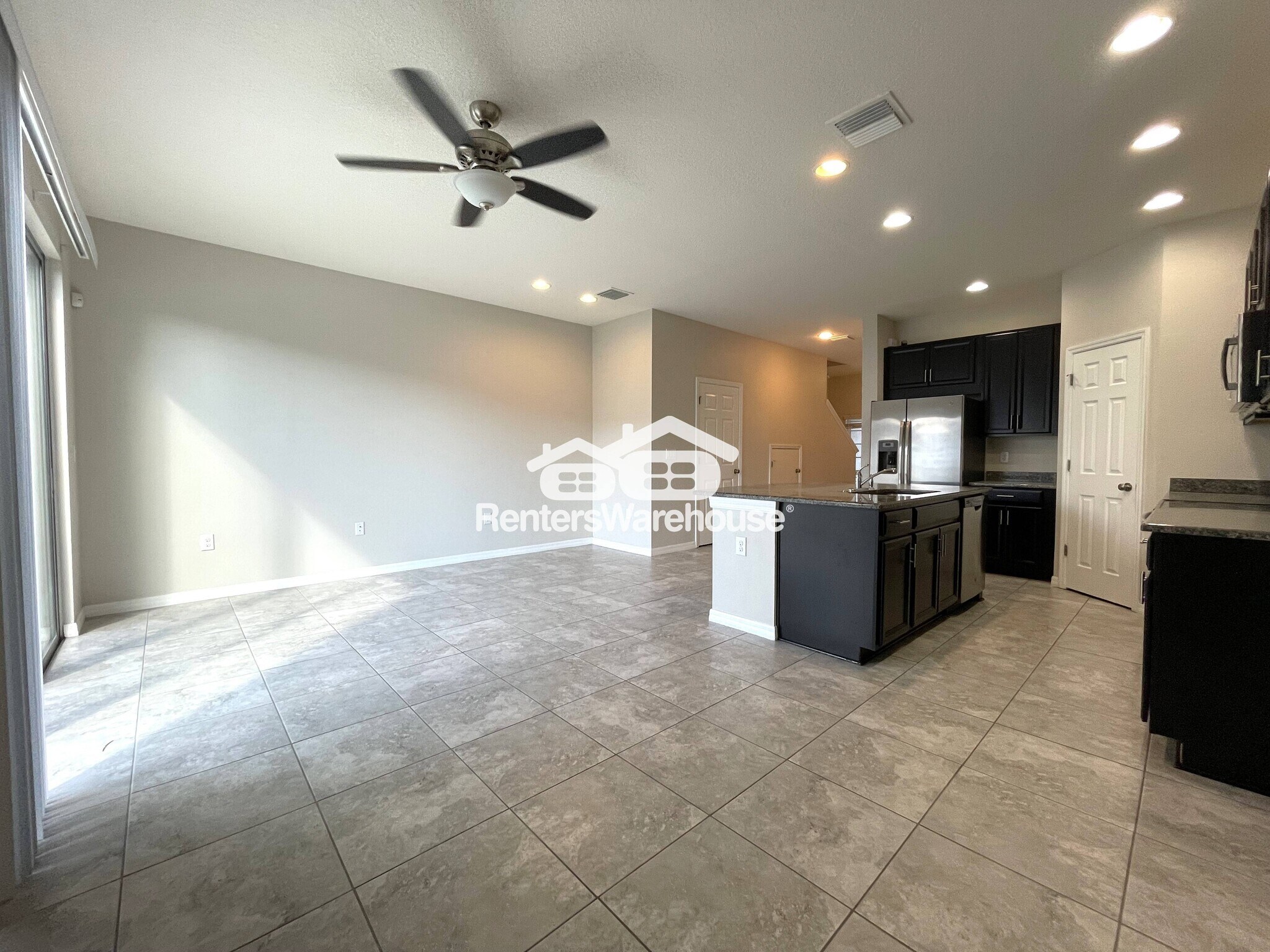 Building Photo - 7025 Grand Elm Dr