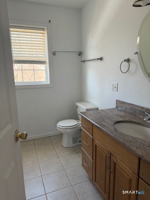 Building Photo - 1849 Meriden Rd