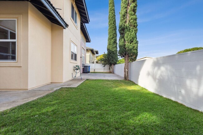 Building Photo - 4 Bed, Pet Friendly Kapolei Home