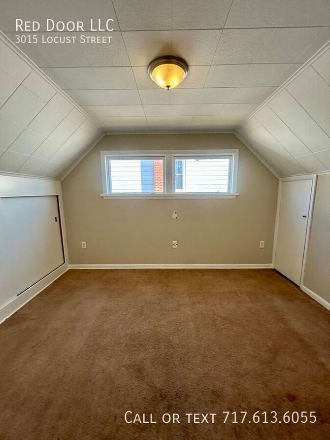 Building Photo - 3015 Locust St