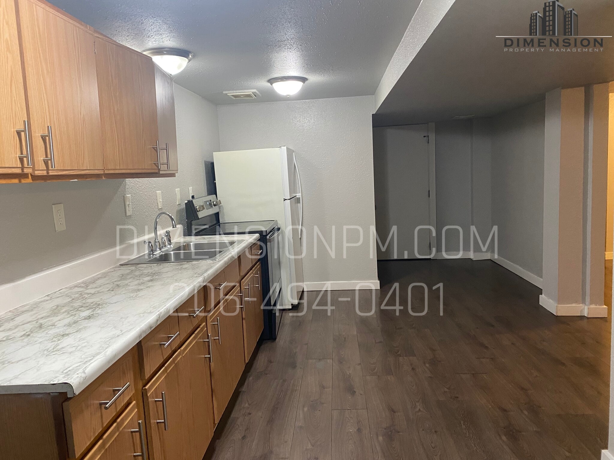 Building Photo - 825 S 176th St