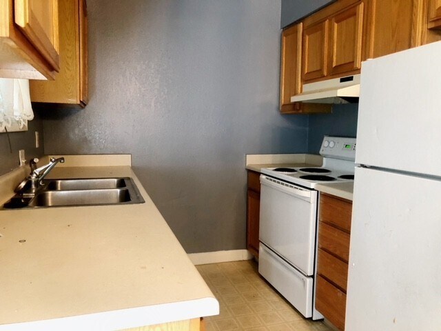 Building Photo - 2913 Telequana Dr