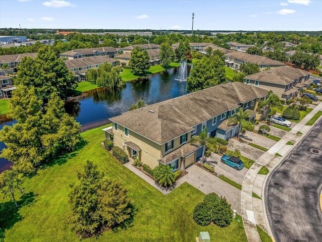 Building Photo - 2758 River Landing Dr