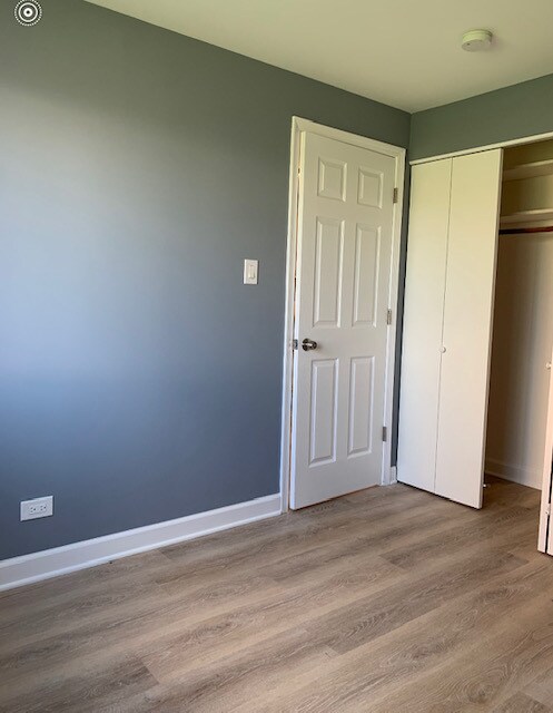 Building Photo - 9602 Golf Terrace