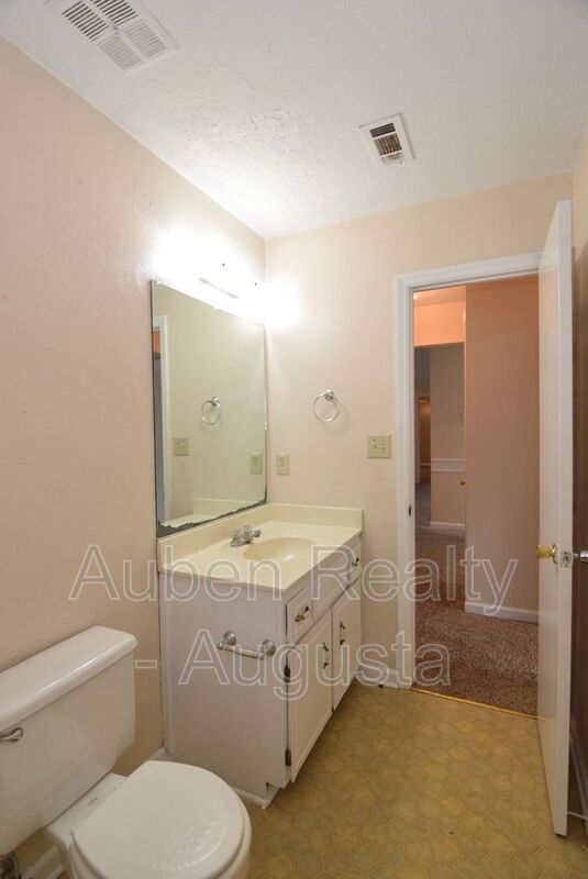 Building Photo - 4154 Arlington Rd