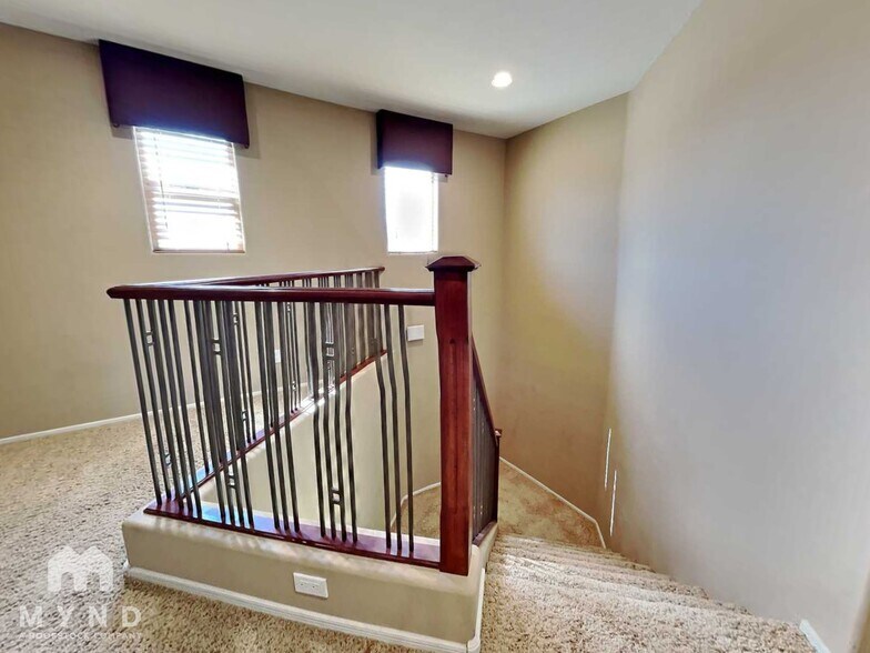 Building Photo - 3518 E Bartlett Dr