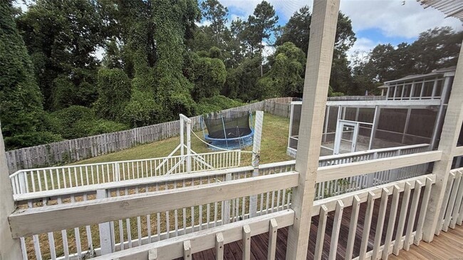 Building Photo - 703 Kingsley Dr