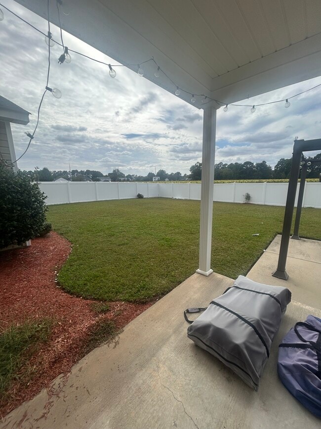 Building Photo - 4304 Dublin Rd