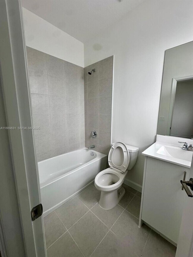 Building Photo - 35702 SW 178th Ct