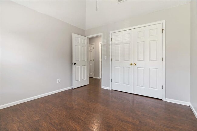 Building Photo - 400 Cascade Rise Ct SW