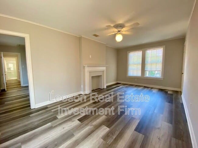 Primary Photo - 735 Ratcliff St