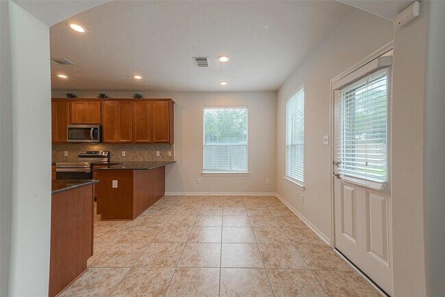 Building Photo - 7106 Sagebranch Ct