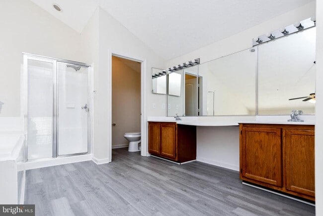 Building Photo - 5908 Grenfell Loop