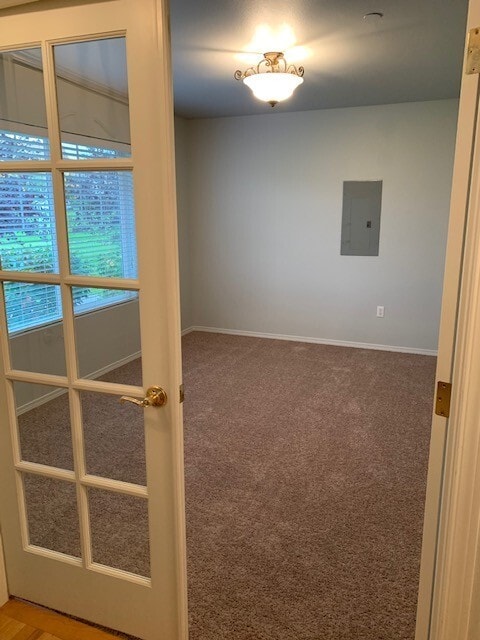 Building Photo - 3 Bedroom + Den and Loaded with Upgrades