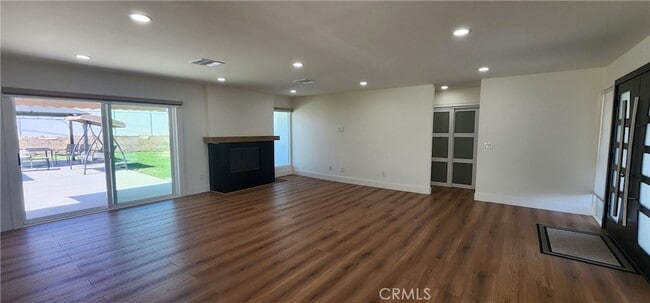 Building Photo - 15608 Cristalino St