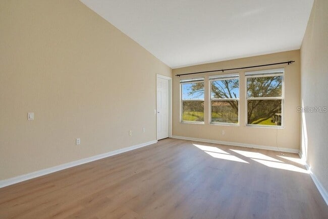 Building Photo - 3393 Shallot Dr