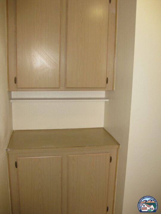 Building Photo - 1200 Rodeo Dr