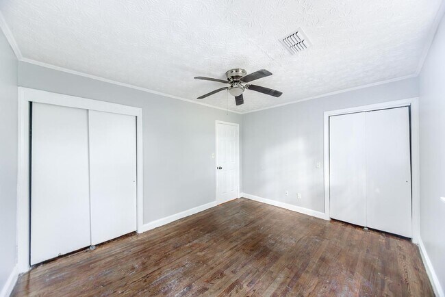 Building Photo - 517 N Florida St