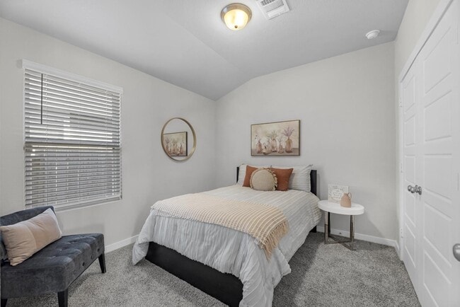 Building Photo - 18627 Etta Pnes Cir