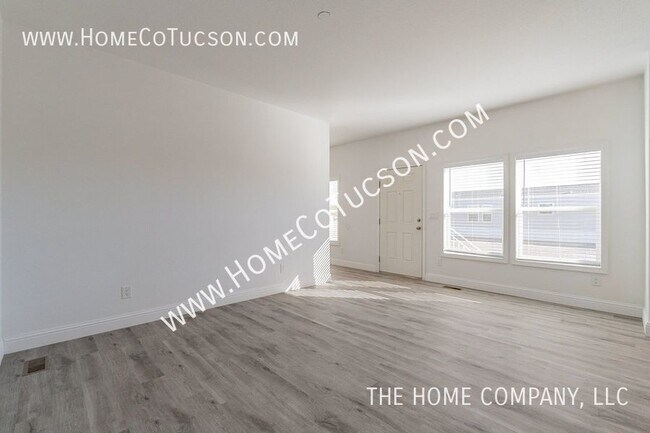 Building Photo - 11550 S Nogales Hwy