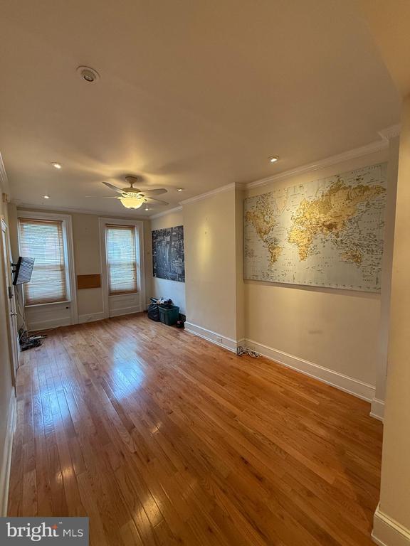 Building Photo - 559 N 16th St