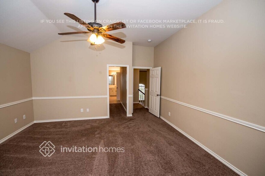 Building Photo - 1621 Churchill Ln