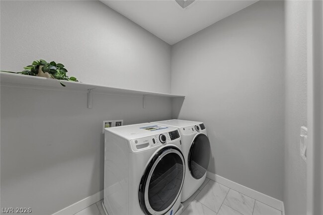 Building Photo - 11 Flora Sagio Ave