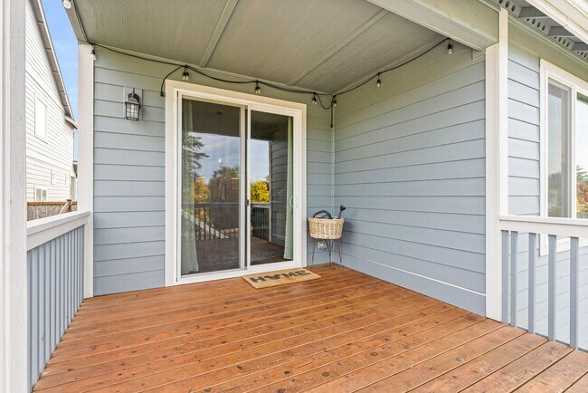 Building Photo - 4bd/3ba House in Steilacoom Ridge