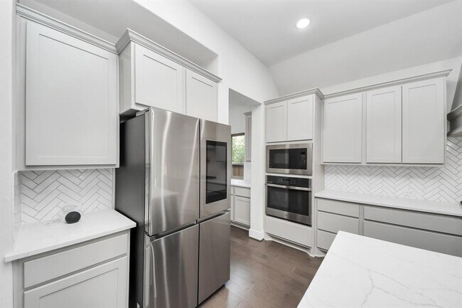 Building Photo - 14827 Vista Chase Trl