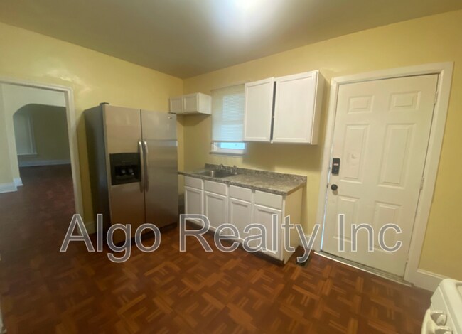 Building Photo - 2117 N Ilion Ave