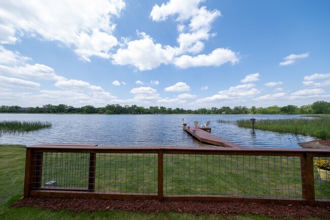 Building Photo - 8564 Lincoln St