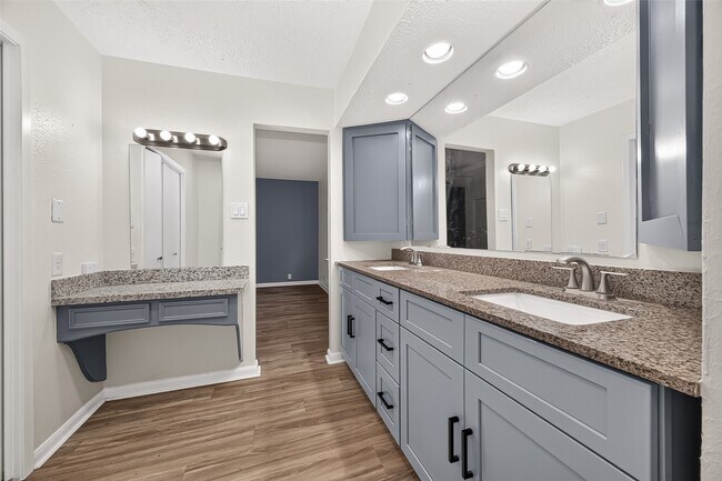 Building Photo - 14030 Cashel Forest Dr