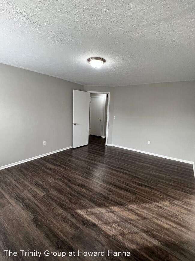 Building Photo - 2 br, 1.5 bath House - 5340 Shiloh Drive