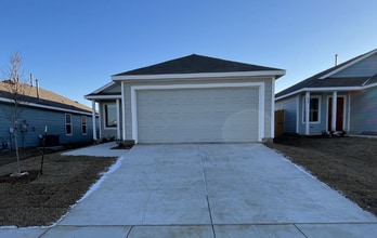 Building Photo - 932 Mountain Laurel Rd