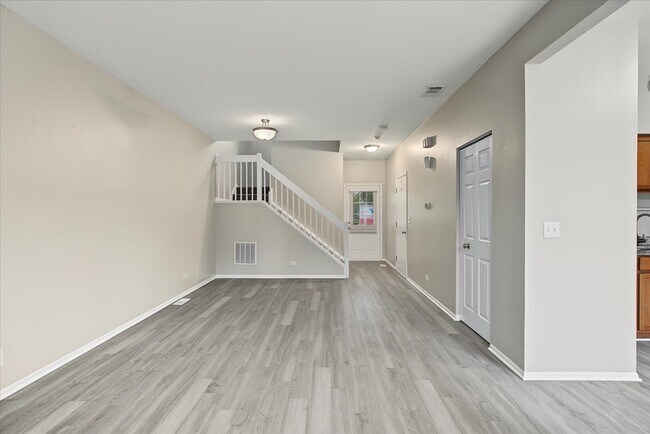Building Photo - 1108 Grand Lake Ct
