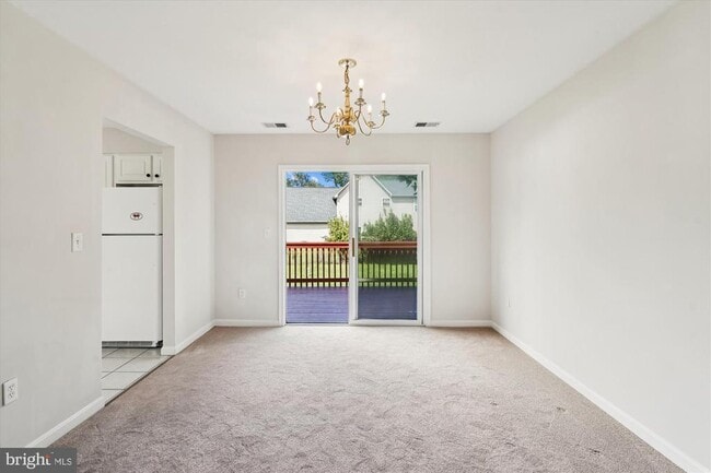 Building Photo - 1623 Chesapeake Ln