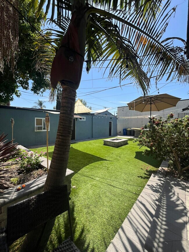 Building Photo - 15700 Crenshaw Blvd