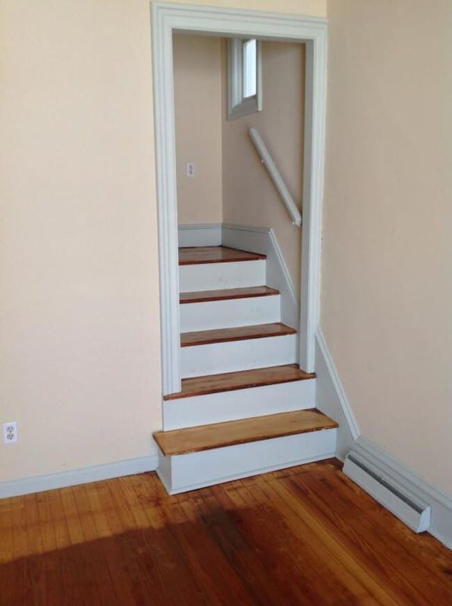 Building Photo - 29 N 5th St