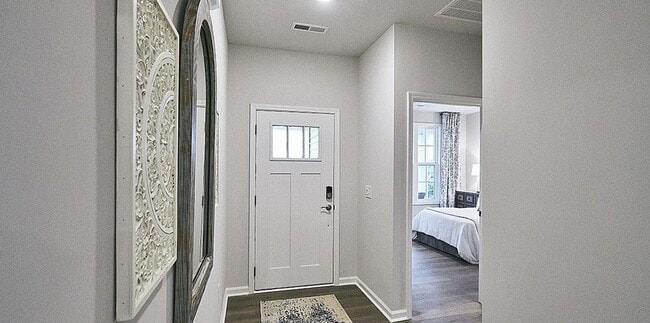 Building Photo - 3 Bedroom / 3 Bath Single Family Home near Brier Creek with 1st floor living!