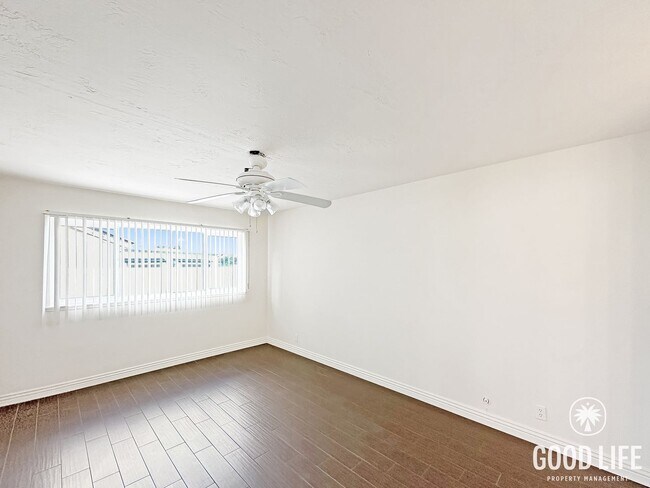 Building Photo - Spacious 3BR/2BA Home with 2-Car Garage in Lake Forest, CA – Great Location